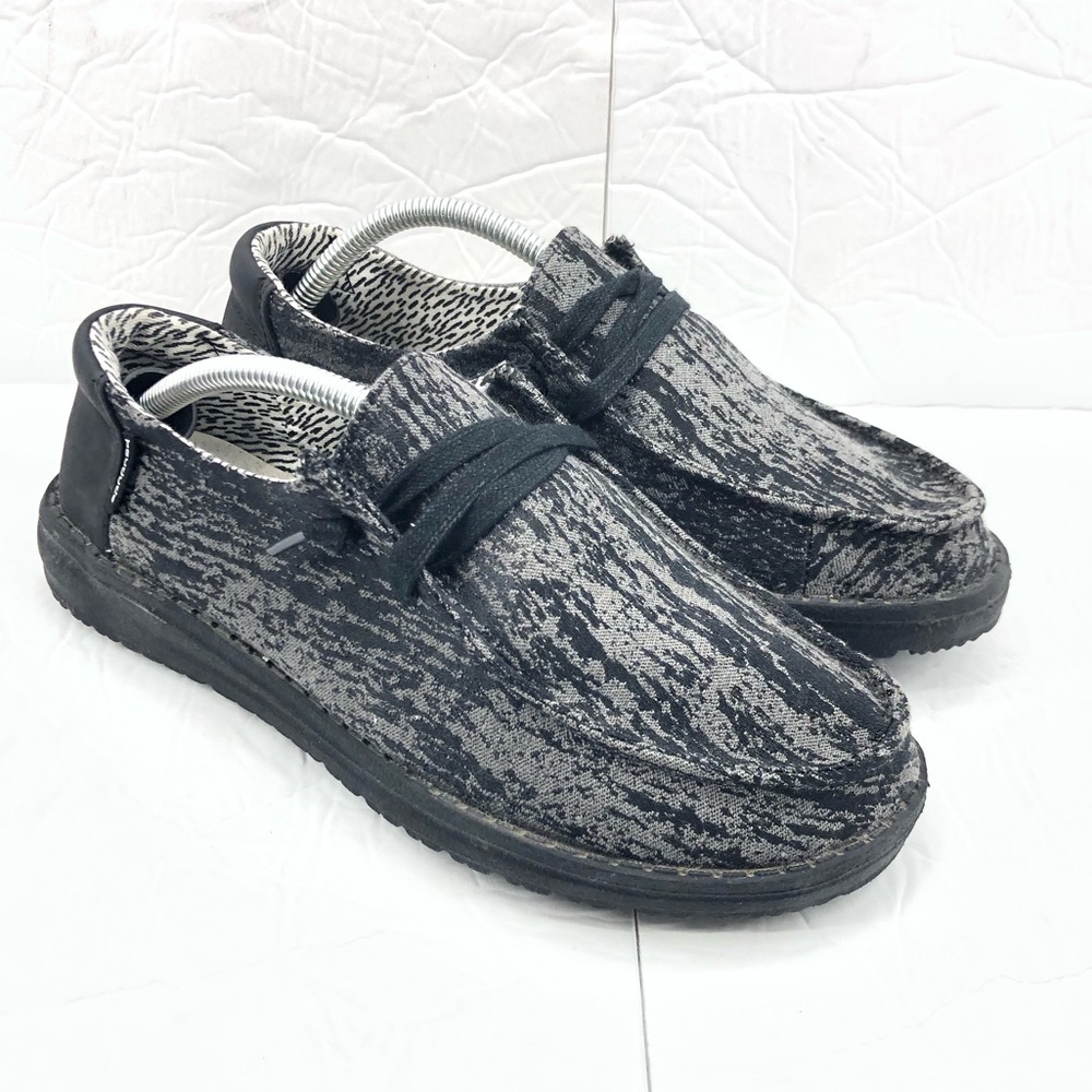 Hey Dude Loafers Wendy Black Marble Womens Size 6 Slip On Shoes